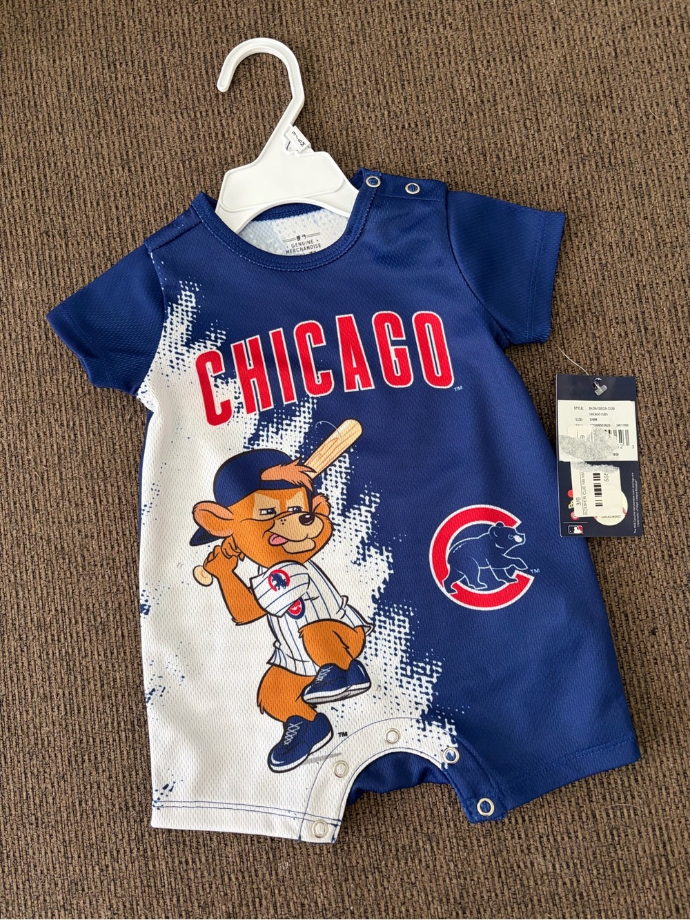 Genuine Merchandise Chicago Cubs Outfit